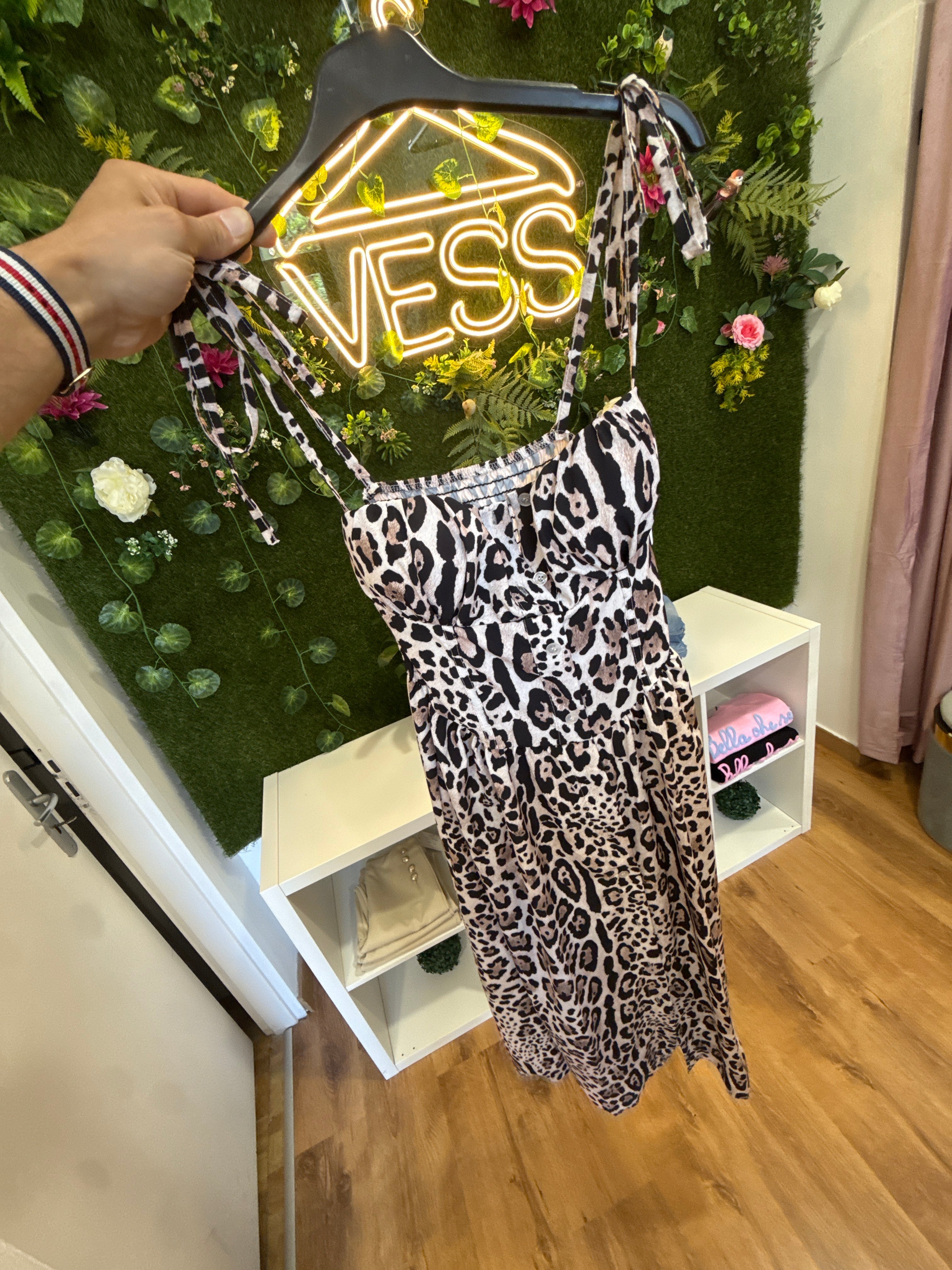 Vess Shop